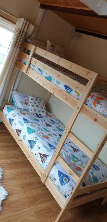 Caulderton Mona Villa Holiday Home מראה חיצוני תמונה
