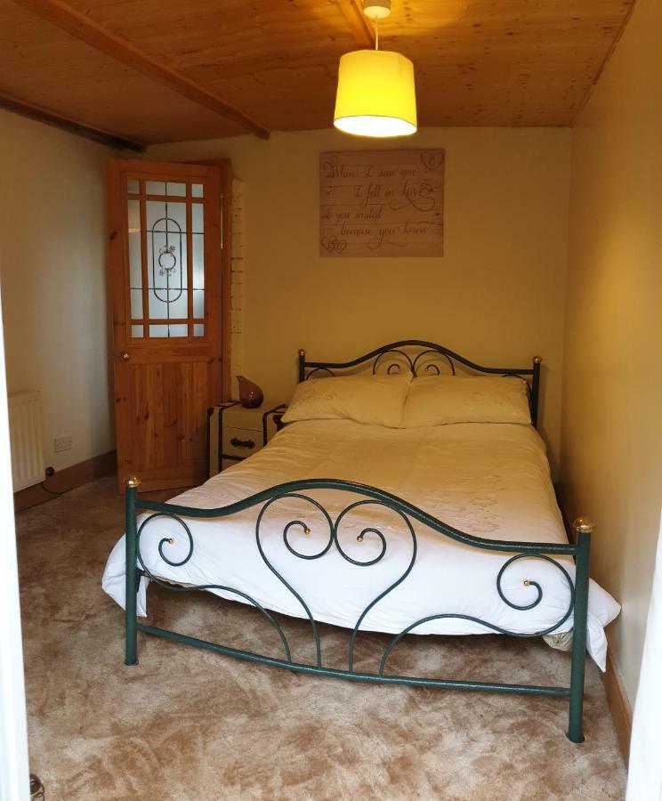 Caulderton Mona Villa Holiday Home מראה חיצוני תמונה